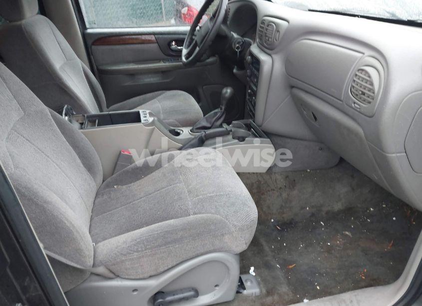 Photo 5 of 2004 Chevrolet Trailblazer LS (VIN 1GNDT13S542380904)