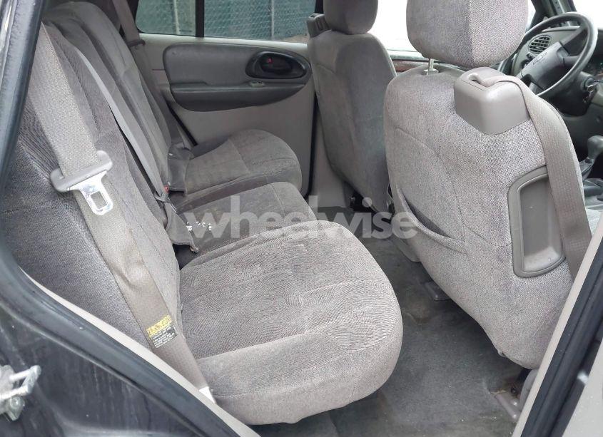 Photo 8 of 2004 Chevrolet Trailblazer LS (VIN 1GNDT13S542380904)