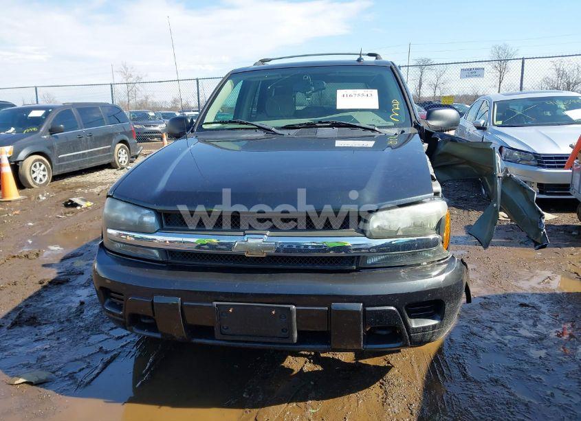 Photo 13 of 2005 Chevrolet Trailblazer LS (VIN 1GNDT13S552160518)