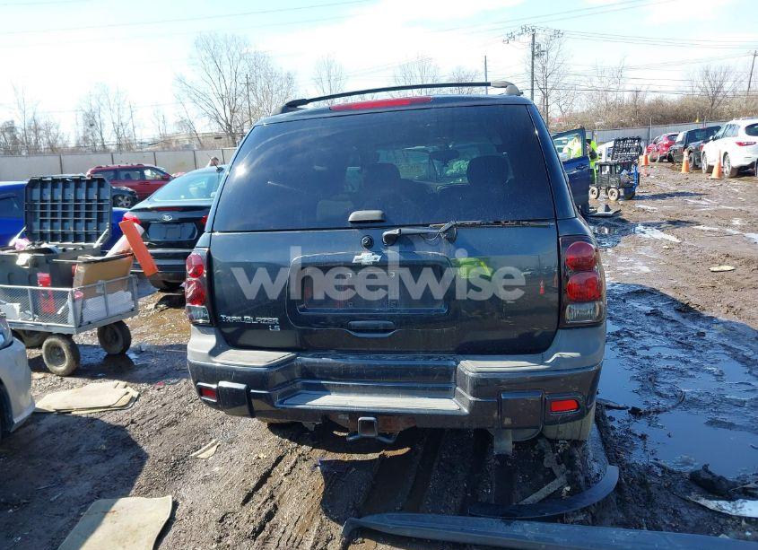 Photo 17 of 2005 Chevrolet Trailblazer LS (VIN 1GNDT13S552160518)