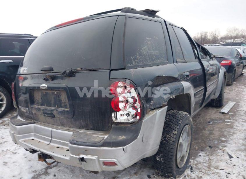Photo 4 of 2005 Chevrolet Trailblazer LT (VIN 1GNDT13S552213766)