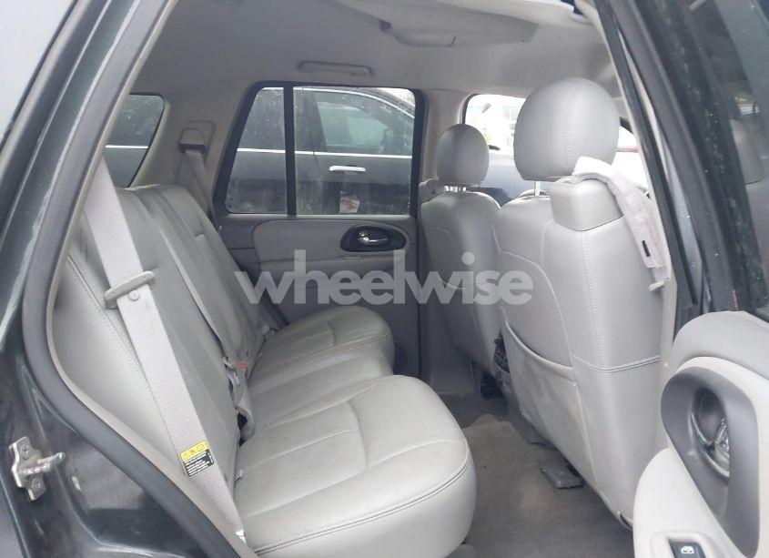 Photo 8 of 2005 Chevrolet Trailblazer LT (VIN 1GNDT13S552213766)