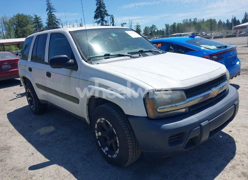 2005 Chevrolet Trailblazer LS (VIN 1GNDT13S552352974) main photo
