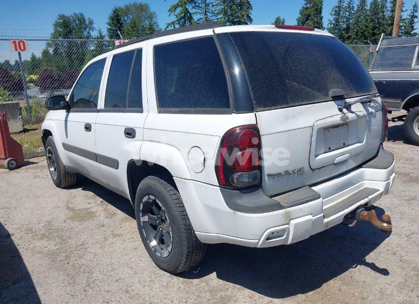 Photo 3 of 2005 Chevrolet Trailblazer LS (VIN 1GNDT13S552352974)