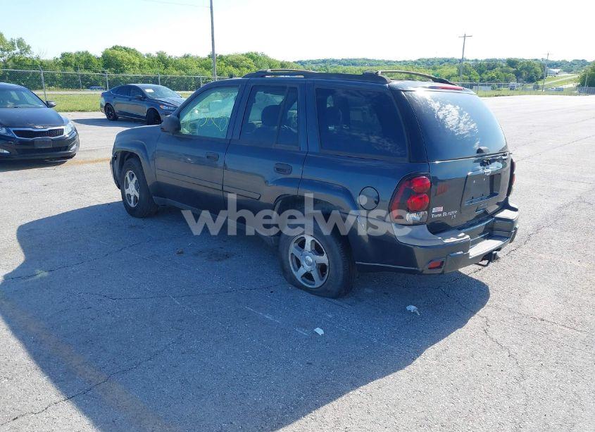 Photo 3 of 2006 Chevrolet Trailblazer LS (VIN 1GNDT13S562164134)