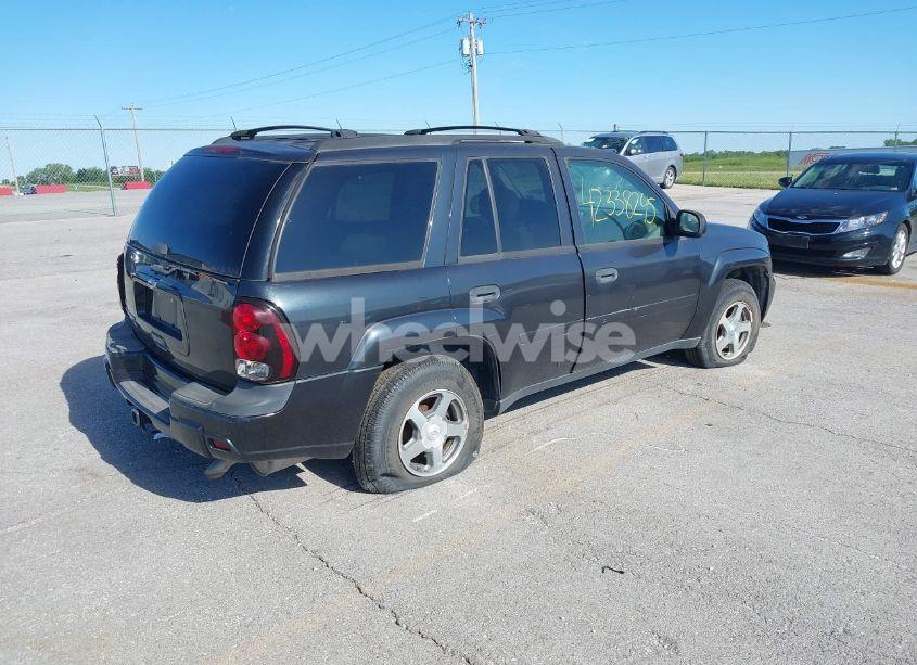 Photo 4 of 2006 Chevrolet Trailblazer LS (VIN 1GNDT13S562164134)
