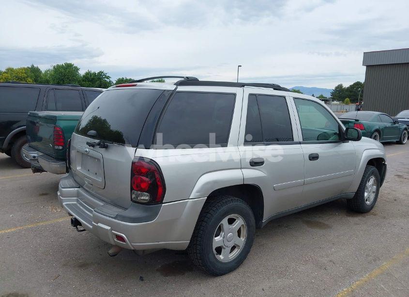 Photo 4 of 2006 Chevrolet Trailblazer LS (VIN 1GNDT13S562191060)