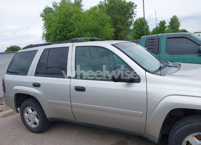 Photo 6 of 2006 Chevrolet Trailblazer LS (VIN 1GNDT13S562191060)