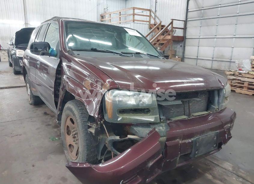 2006 Chevrolet Trailblazer LS (VIN 1GNDT13S562260135) main photo