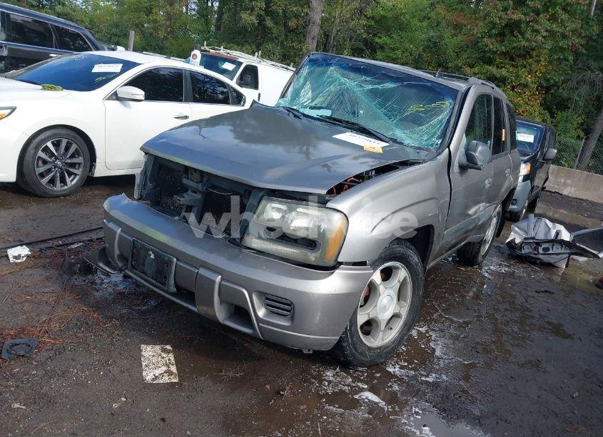 Photo 2 of 2007 Chevrolet Trailblazer LS (VIN 1GNDT13S572104775)