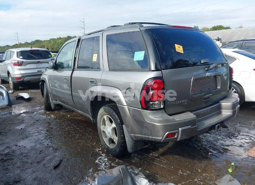 Photo 3 of 2007 Chevrolet Trailblazer LS (VIN 1GNDT13S572104775)