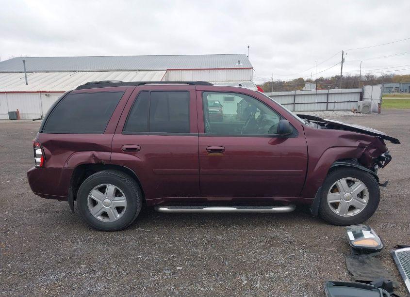 Photo 12 of 2007 Chevrolet Trailblazer LT (VIN 1GNDT13S572195823)