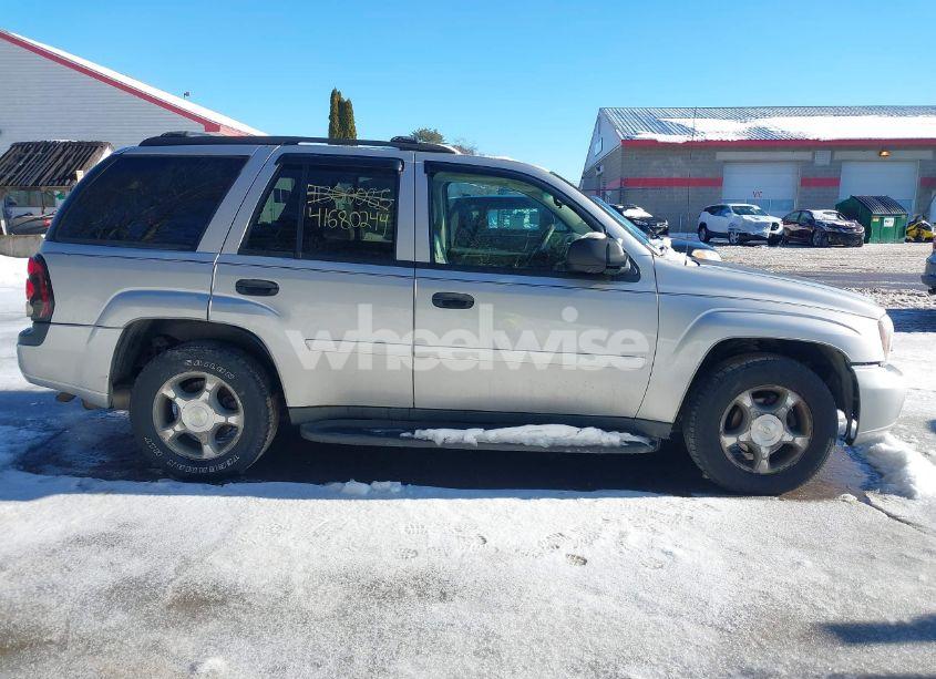 Photo 14 of 2007 Chevrolet Trailblazer LS (VIN 1GNDT13S572246804)