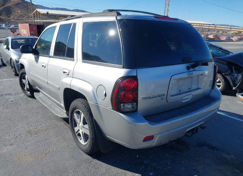 Photo 3 of 2007 Chevrolet Trailblazer LT (VIN 1GNDT13S572309819)