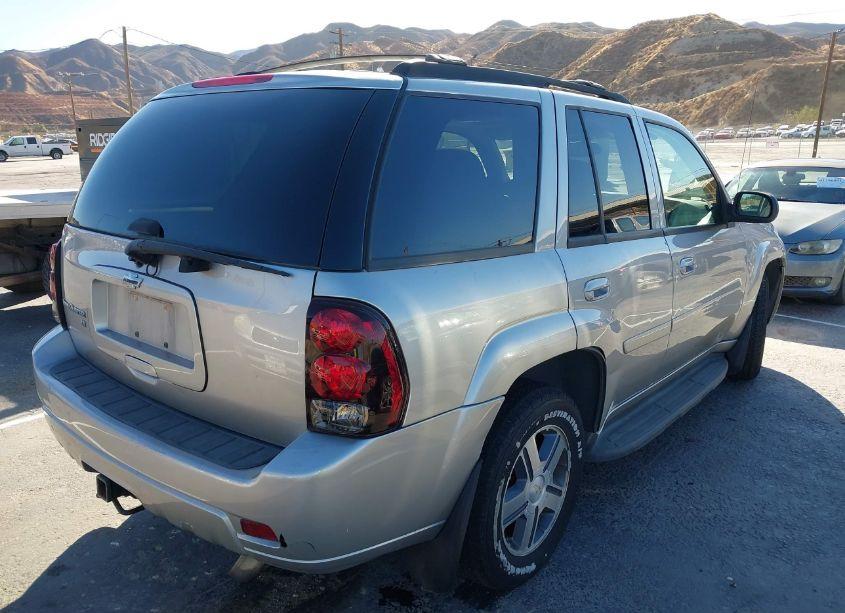 Photo 4 of 2007 Chevrolet Trailblazer LT (VIN 1GNDT13S572309819)