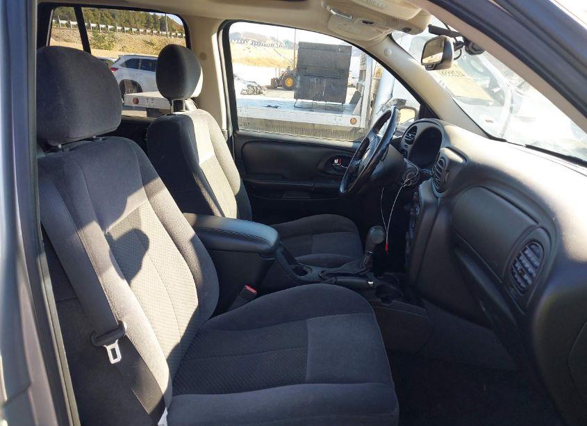 Photo 5 of 2007 Chevrolet Trailblazer LT (VIN 1GNDT13S572309819)