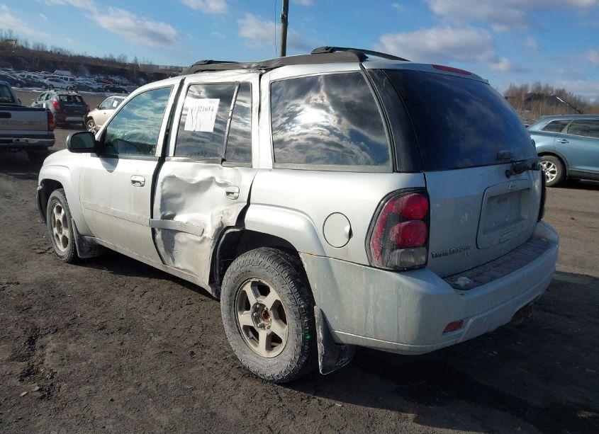 Photo 3 of 2008 Chevrolet Trailblazer LT (VIN 1GNDT13S582149054)