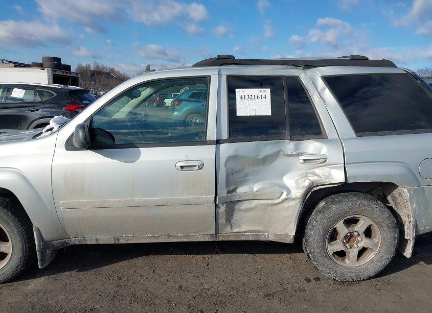 Photo 6 of 2008 Chevrolet Trailblazer LT (VIN 1GNDT13S582149054)