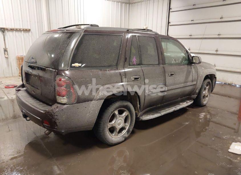 Photo 4 of 2008 Chevrolet Trailblazer LT (VIN 1GNDT13S582199789)