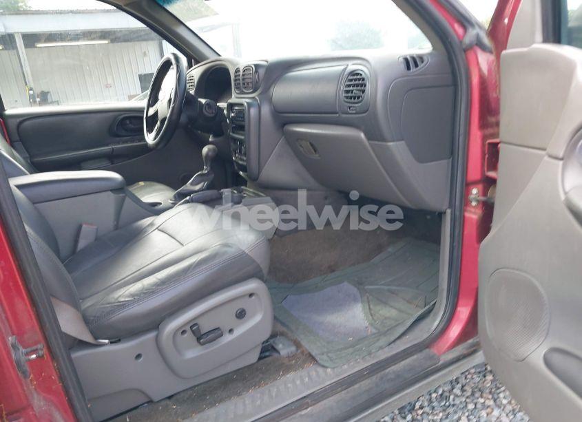 Photo 5 of 2002 Chevrolet Trailblazer LTZ (VIN 1GNDT13S622389091)