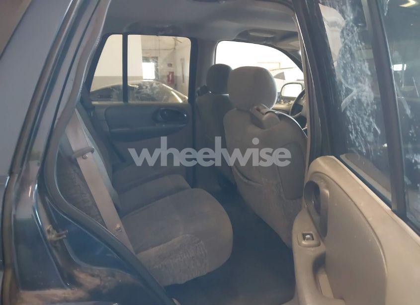 Photo 8 of 2002 Chevrolet Trailblazer LS (VIN 1GNDT13S622499848)