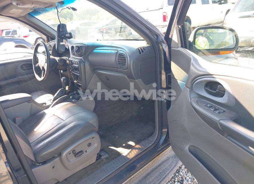 Photo 5 of 2003 Chevrolet Trailblazer LTZ (VIN 1GNDT13S632211599)