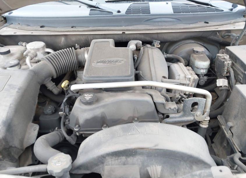 Photo 10 of 2004 Chevrolet Trailblazer LS (VIN 1GNDT13S642238299)