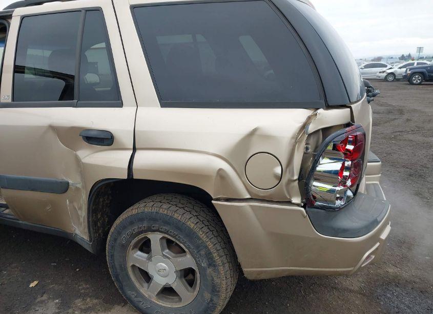 Photo 6 of 2004 Chevrolet Trailblazer LS (VIN 1GNDT13S642238299)