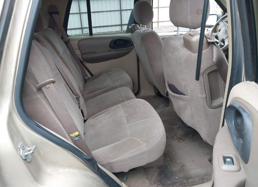Photo 8 of 2004 Chevrolet Trailblazer LS (VIN 1GNDT13S642238299)