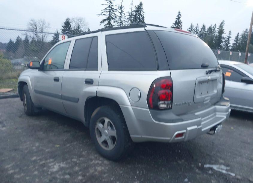 Photo 3 of 2005 Chevrolet Trailblazer LS (VIN 1GNDT13S652192104)