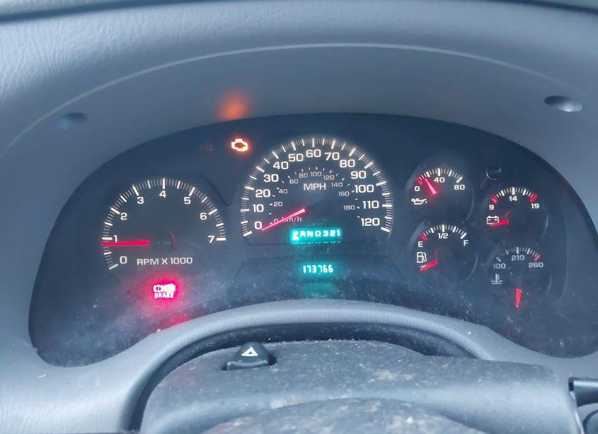 Photo 7 of 2005 Chevrolet Trailblazer LS (VIN 1GNDT13S652192104)