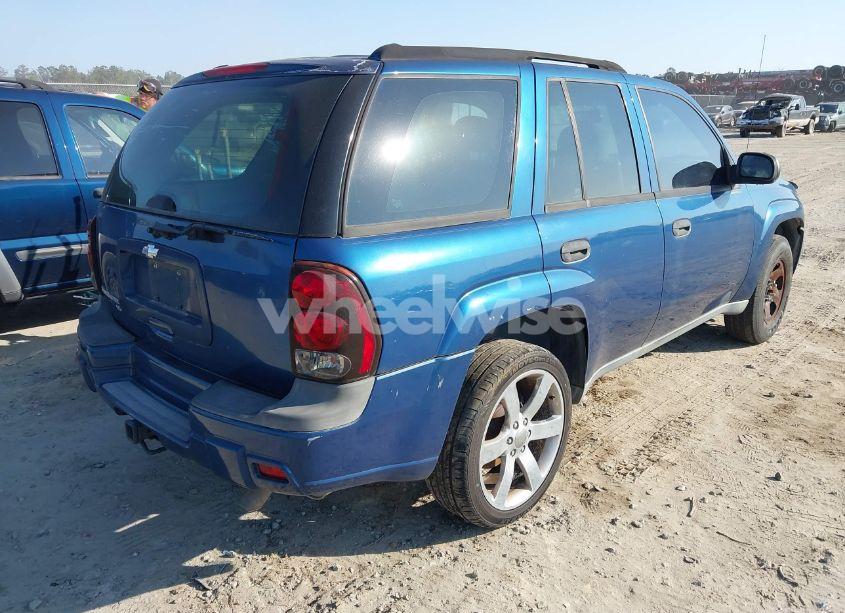 Photo 4 of 2005 Chevrolet Trailblazer LS (VIN 1GNDT13S652213484)