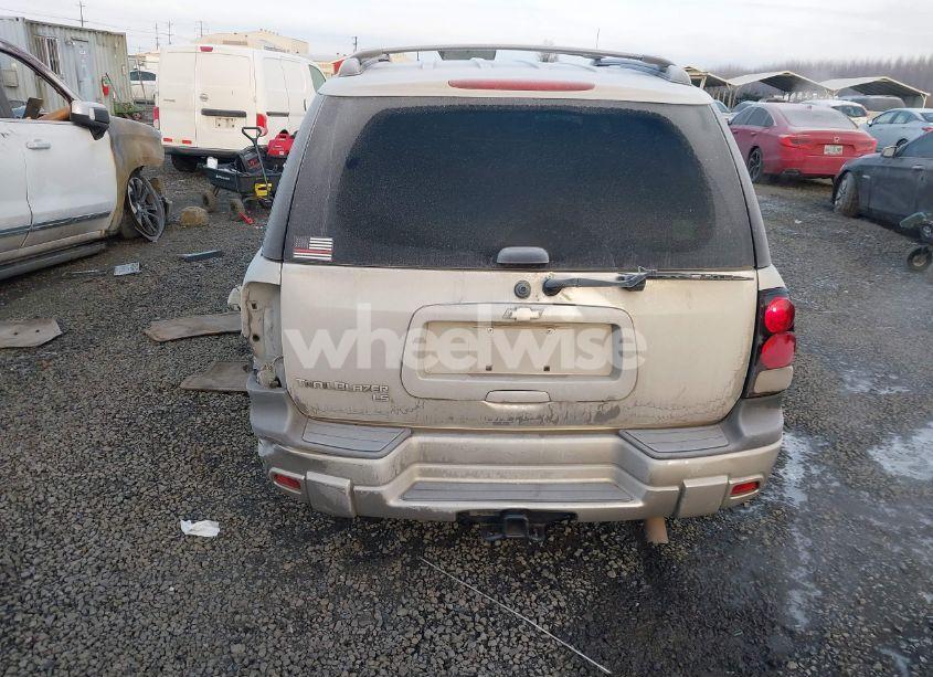 Photo 16 of 2005 Chevrolet Trailblazer LS (VIN 1GNDT13S652264161)