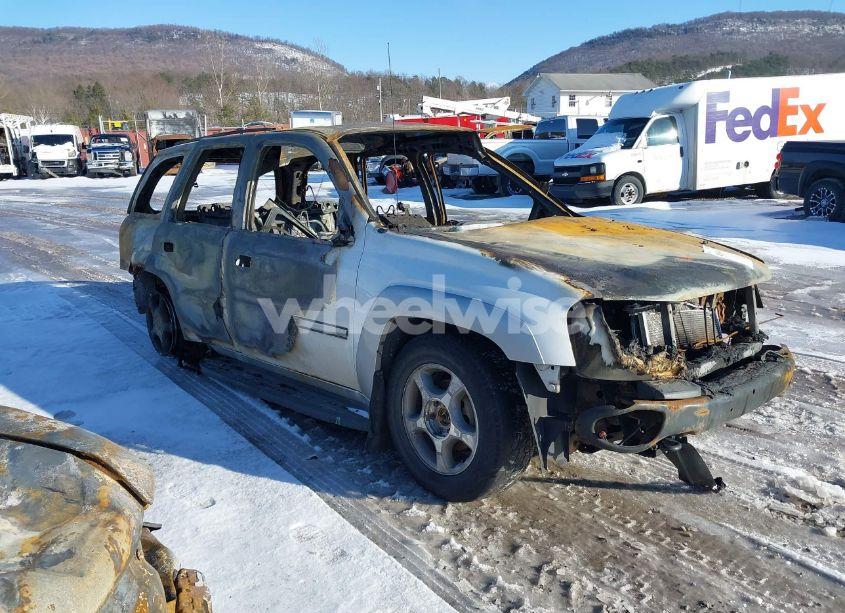 2006 Chevrolet Trailblazer LT (VIN 1GNDT13S662102631) main photo
