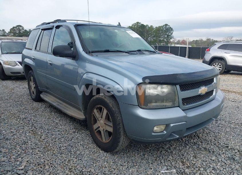 2006 Chevrolet Trailblazer LT (VIN 1GNDT13S662279972) main photo