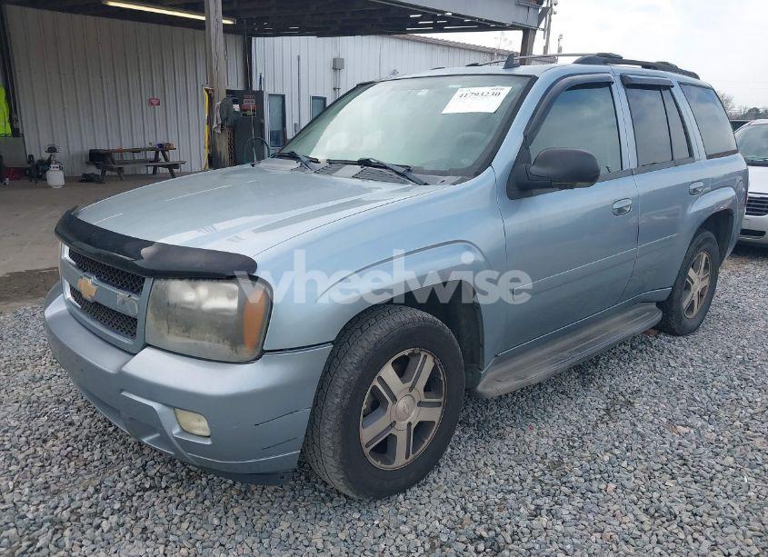 Photo 2 of 2006 Chevrolet Trailblazer LT (VIN 1GNDT13S662279972)