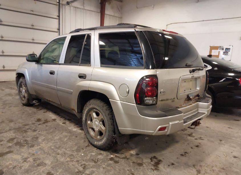 Photo 3 of 2006 Chevrolet Trailblazer LS (VIN 1GNDT13S662283830)