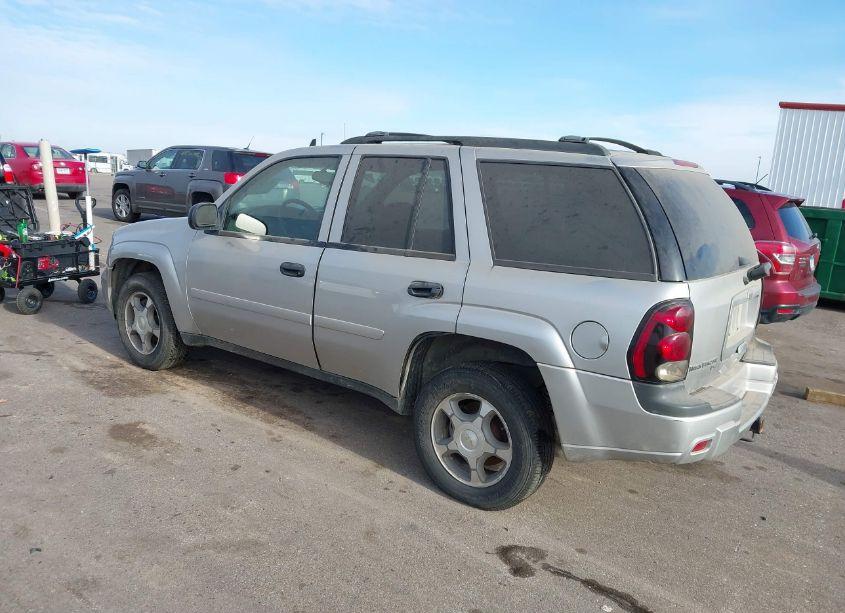 Photo 3 of 2007 Chevrolet Trailblazer LS (VIN 1GNDT13S672262204)