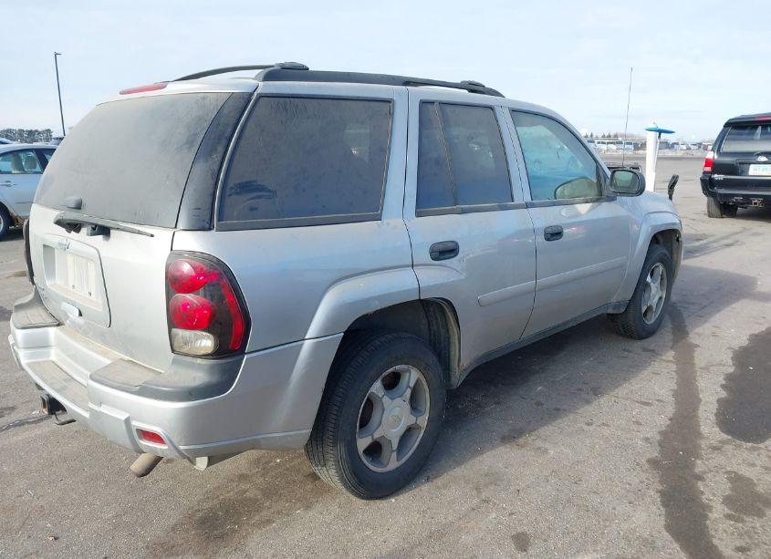Photo 4 of 2007 Chevrolet Trailblazer LS (VIN 1GNDT13S672262204)