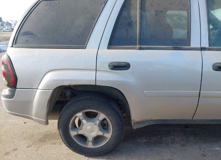 Photo 6 of 2007 Chevrolet Trailblazer LS (VIN 1GNDT13S672262204)