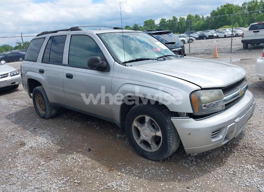 2007 Chevrolet Trailblazer LS (VIN 1GNDT13S672309635) main photo