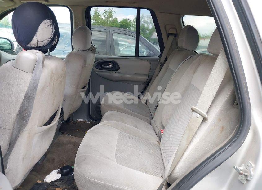 Photo 8 of 2007 Chevrolet Trailblazer LS (VIN 1GNDT13S672309635)