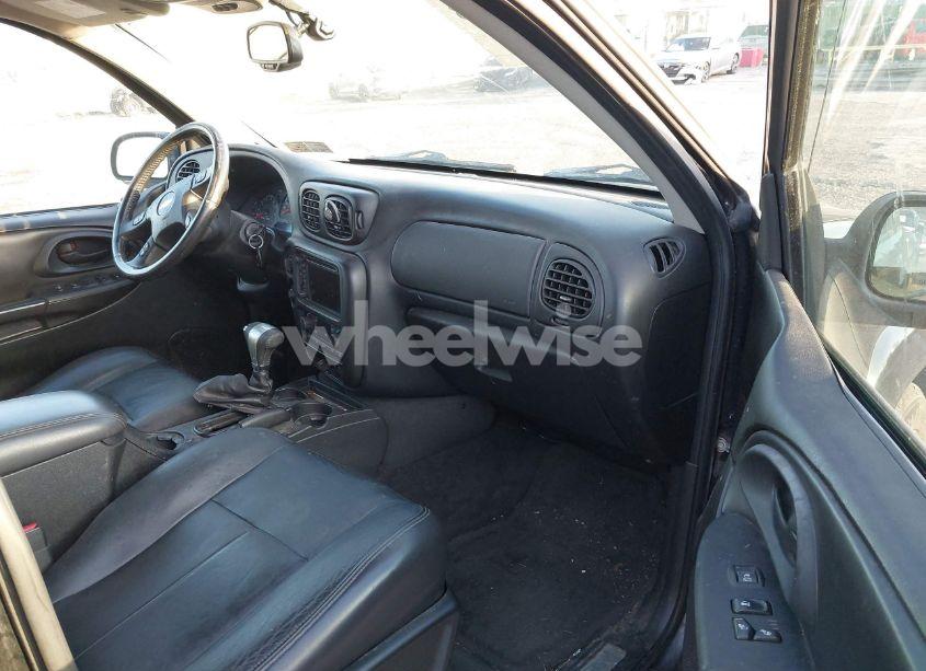 Photo 5 of 2008 Chevrolet Trailblazer LT (VIN 1GNDT13S682140802)