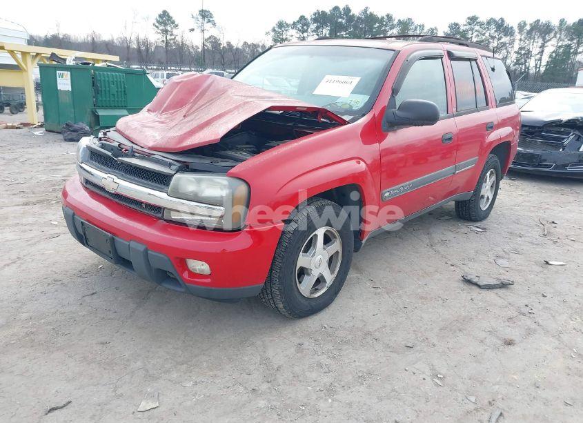 Photo 2 of 2002 Chevrolet Trailblazer LT (VIN 1GNDT13S722190650)