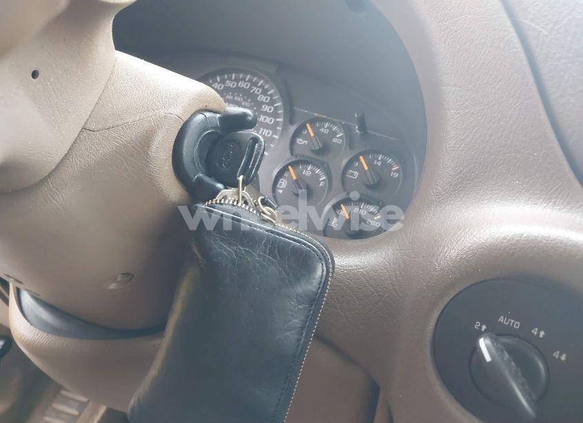 Photo 11 of 2002 Chevrolet Trailblazer LTZ (VIN 1GNDT13S722232170)