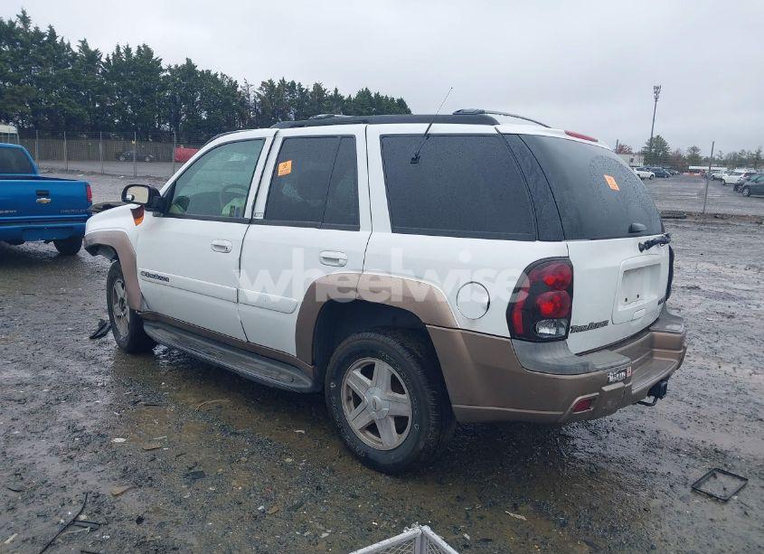 Photo 3 of 2002 Chevrolet Trailblazer LTZ (VIN 1GNDT13S722232170)