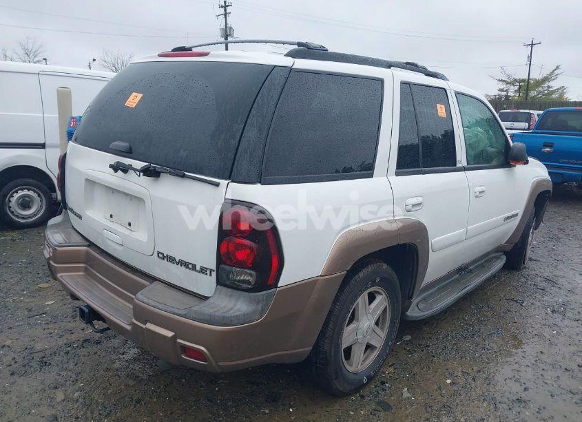 Photo 4 of 2002 Chevrolet Trailblazer LTZ (VIN 1GNDT13S722232170)