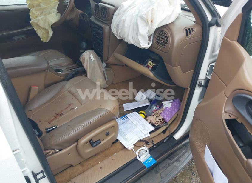 Photo 5 of 2002 Chevrolet Trailblazer LTZ (VIN 1GNDT13S722232170)