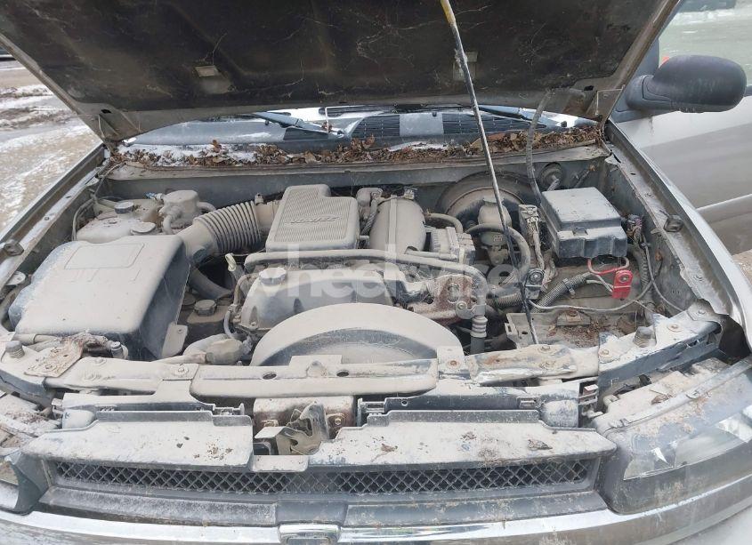 Photo 10 of 2003 Chevrolet Trailblazer LT (VIN 1GNDT13S732161375)