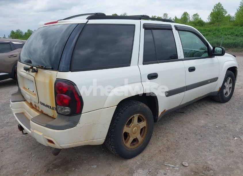 Photo 4 of 2003 Chevrolet Trailblazer LS (VIN 1GNDT13S732401797)